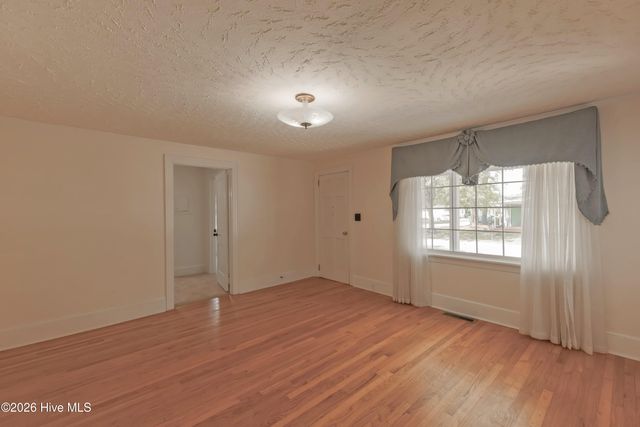 113 W Church Street, Beulaville, NC 28518