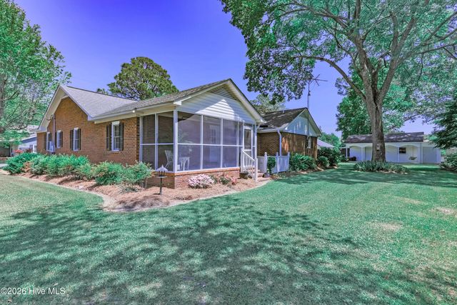 113 W Church Street, Beulaville, NC 28518