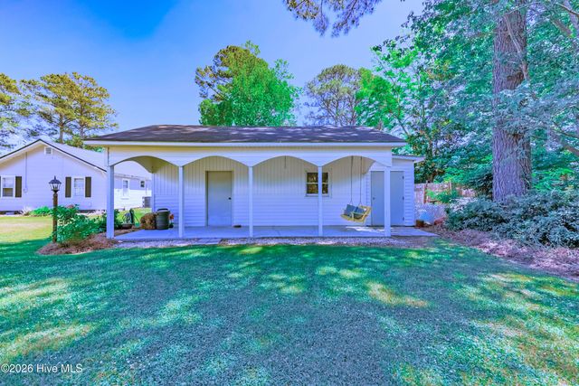 113 W Church Street, Beulaville, NC 28518