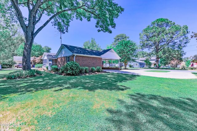 113 W Church Street, Beulaville, NC 28518