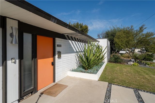 1830 N Ridgewood Street, Orange, CA 92865