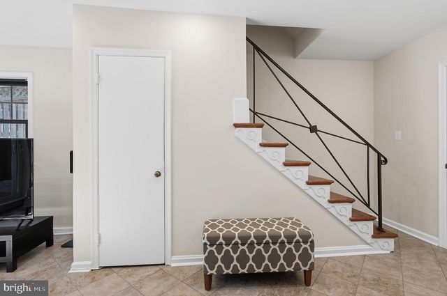 5030 SHERIER PL NW, Washington, DC 20016