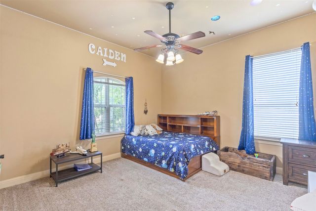 108 Oak Creek Drive, Springtown, TX 76082