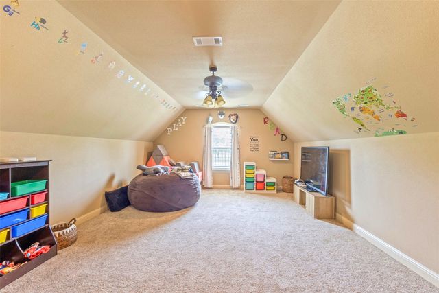 108 Oak Creek Drive, Springtown, TX 76082