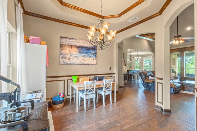 108 Oak Creek Drive, Springtown, TX 76082