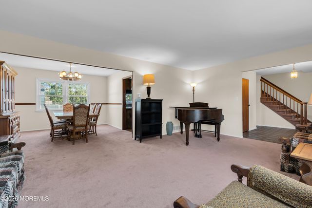 135 Coachman Drive N, Freehold, NJ 07728
