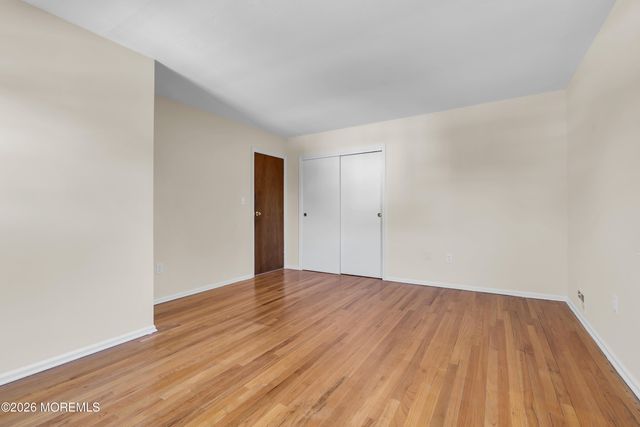 135 Coachman Drive N, Freehold, NJ 07728
