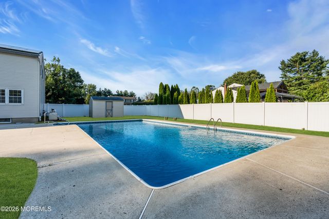 135 Coachman Drive N, Freehold, NJ 07728