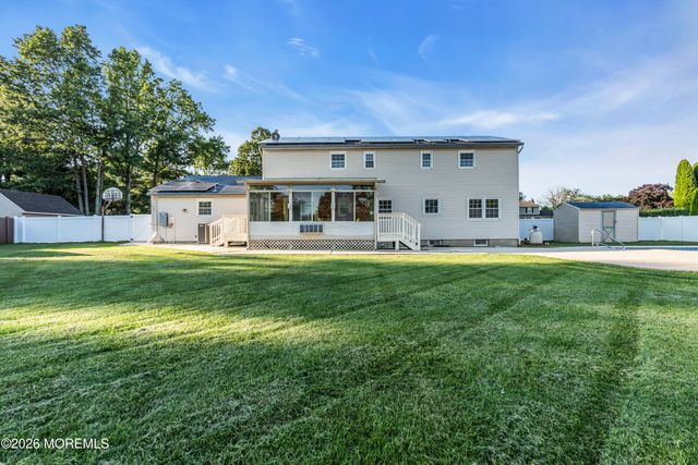 135 Coachman Drive N, Freehold, NJ 07728