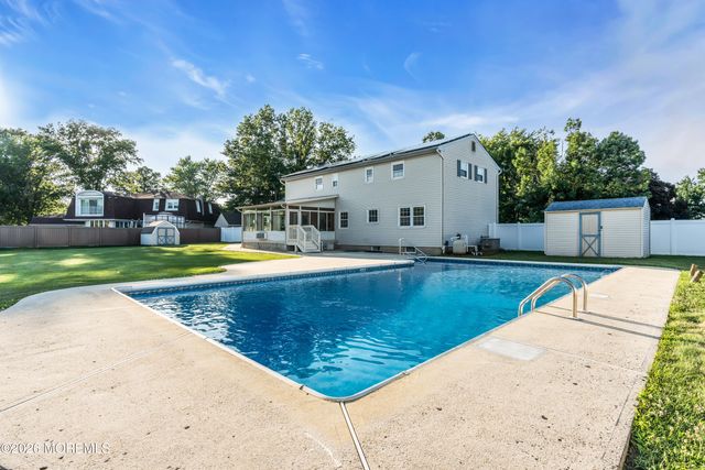 135 Coachman Drive N, Freehold, NJ 07728