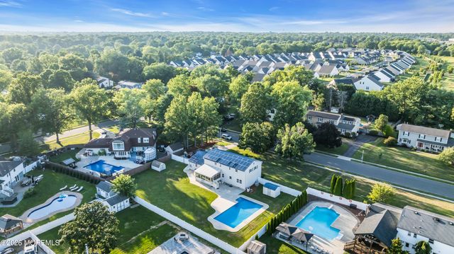 135 Coachman Drive N, Freehold, NJ 07728
