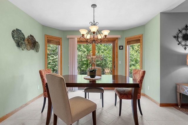 N9432 LOGAN LANE, Appleton, WI 54915