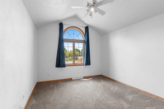 N9432 LOGAN LANE, Appleton, WI 54915
