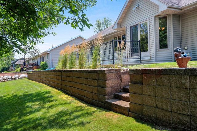 N9432 LOGAN LANE, Appleton, WI 54915