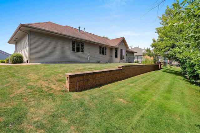 N9432 LOGAN LANE, Appleton, WI 54915