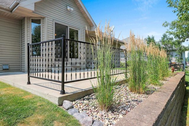 N9432 LOGAN LANE, Appleton, WI 54915