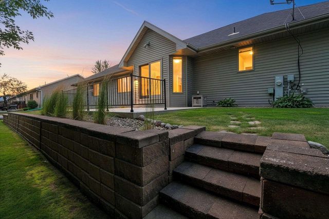 N9432 LOGAN LANE, Appleton, WI 54915