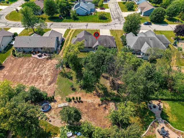 N9432 LOGAN LANE, Appleton, WI 54915