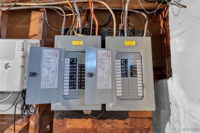 240 Callodine Avenue, Amherst, NY 14226