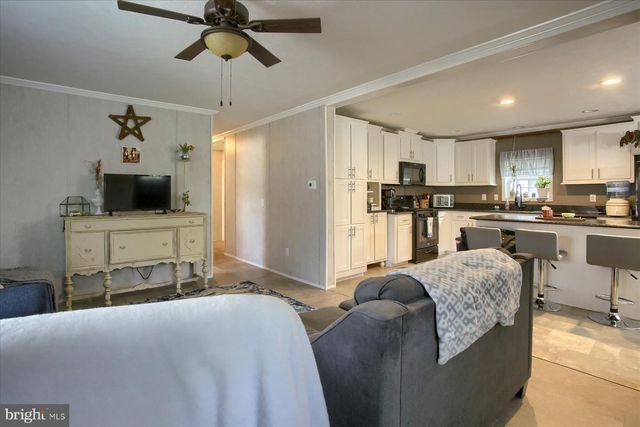 69 S ELMER AVE, Halifax, PA 17032