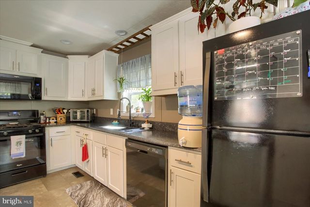 69 S ELMER AVE, Halifax, PA 17032