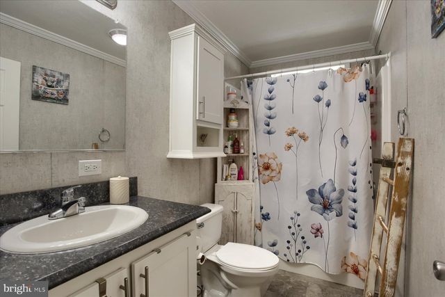 69 S ELMER AVE, Halifax, PA 17032