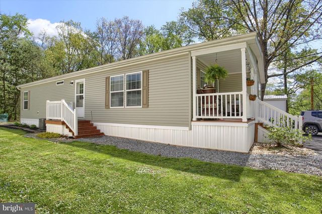 69 S ELMER AVE, Halifax, PA 17032
