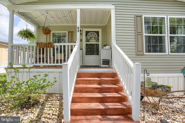 69 S ELMER AVE, Halifax, PA 17032