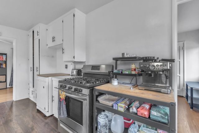 3208 Merrywood Dr, Sacramento, CA 95825