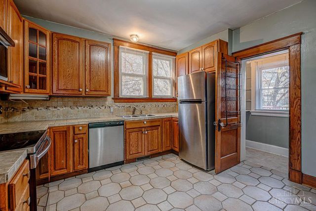 3226 Herbert Avenue, Cincinnati, OH 45211