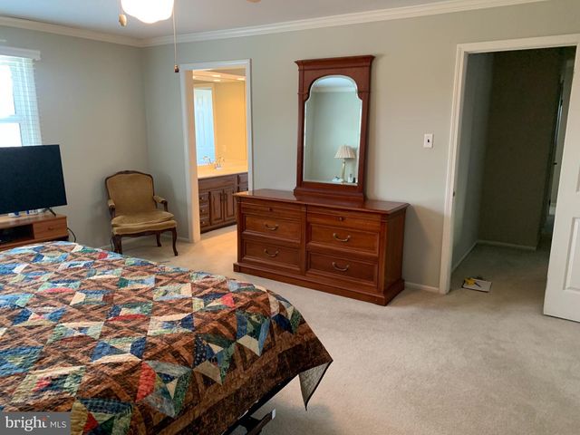 1465 CANDLEBROOK DR, Dresher, PA 19025