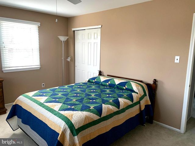 1465 CANDLEBROOK DR, Dresher, PA 19025