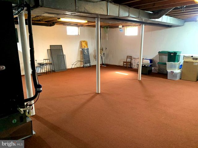 1465 CANDLEBROOK DR, Dresher, PA 19025