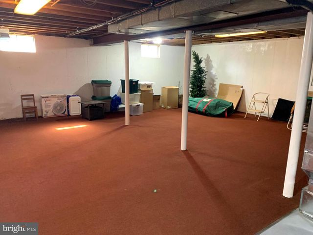 1465 CANDLEBROOK DR, Dresher, PA 19025