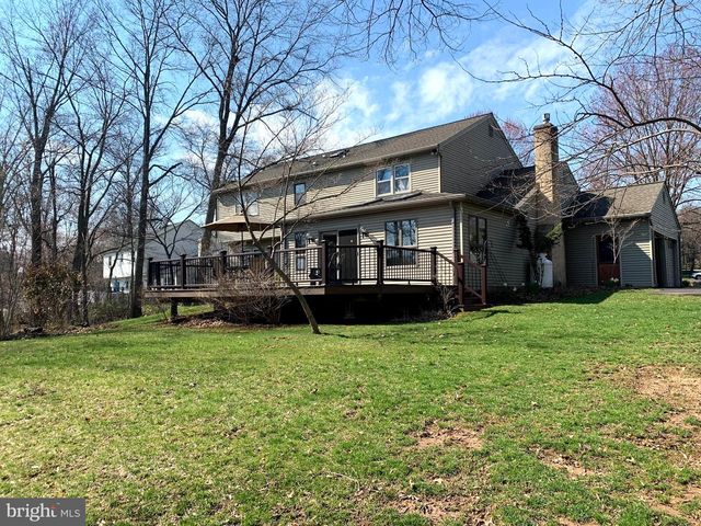1465 CANDLEBROOK DR, Dresher, PA 19025