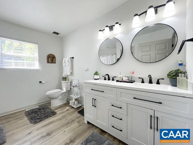 31 LAGUNA RD, Palmyra, VA 22963