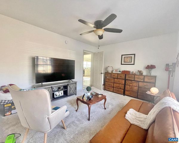 31 LAGUNA RD, Palmyra, VA 22963