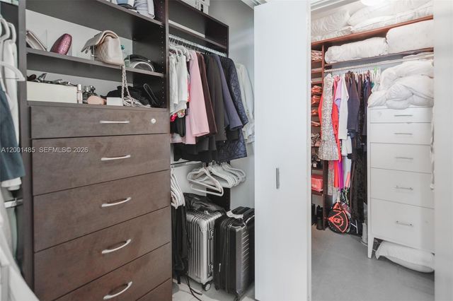 900 Biscayne Blvd 2104, Miami, FL 33132