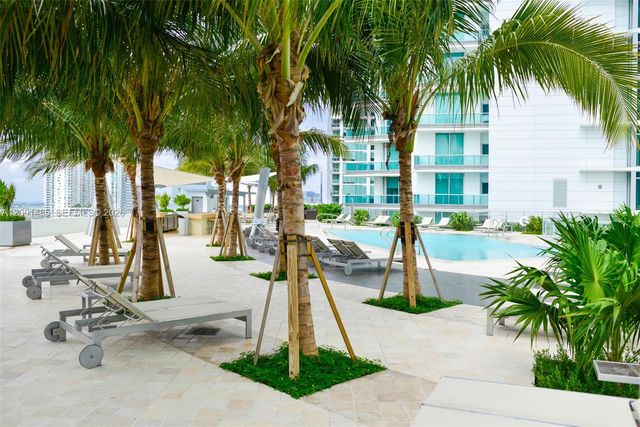 900 Biscayne Blvd 2104, Miami, FL 33132