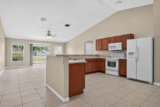 522 SW Mccomb Avenue, Port St. Lucie, FL 34953