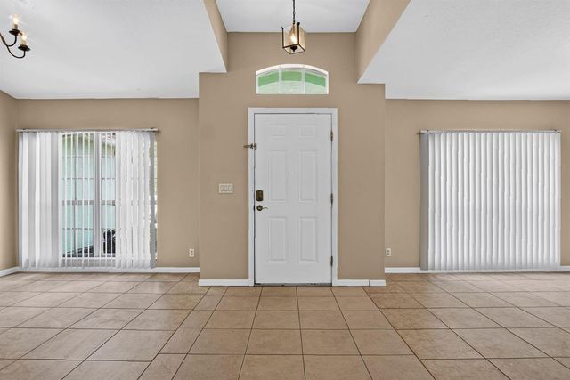 522 SW Mccomb Avenue, Port St. Lucie, FL 34953