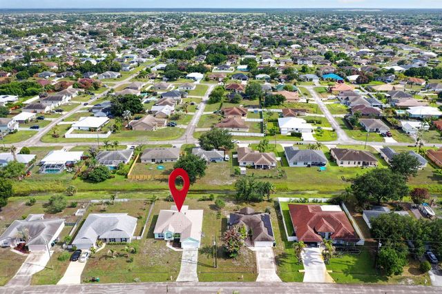522 SW Mccomb Avenue, Port St. Lucie, FL 34953