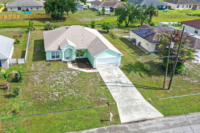 522 SW Mccomb Avenue, Port St. Lucie, FL 34953
