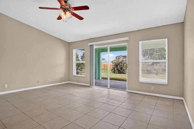 522 SW Mccomb Avenue, Port St. Lucie, FL 34953