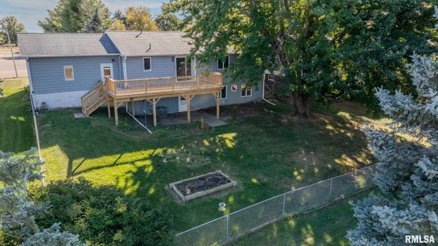 1500 12TH Avenue N, Clinton, IA 52732