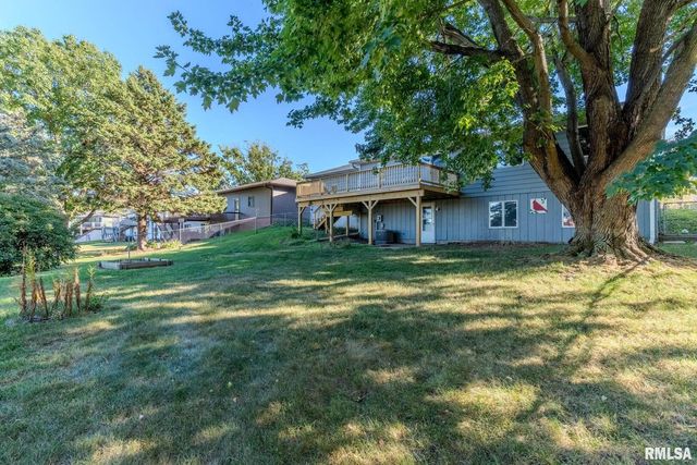 1500 12TH Avenue N, Clinton, IA 52732