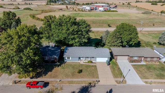 1500 12TH Avenue N, Clinton, IA 52732