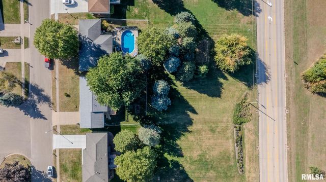 1500 12TH Avenue N, Clinton, IA 52732