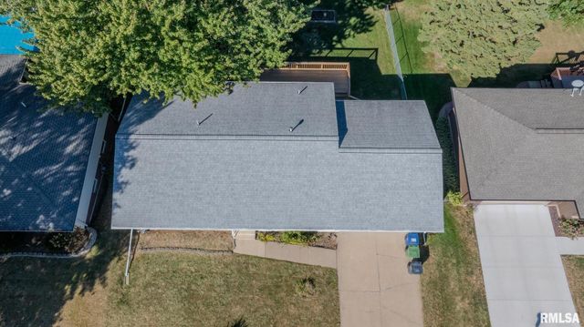 1500 12TH Avenue N, Clinton, IA 52732