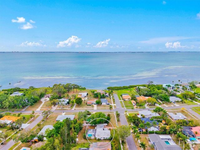 214 GAINES AVENUE, Sarasota, FL 34243